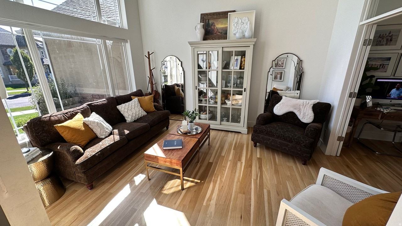 1369 E 320 N - Photo 3 of 39