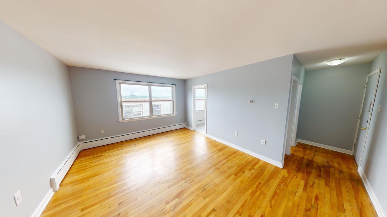 3699 Windsor Street - Photo 5 of 14