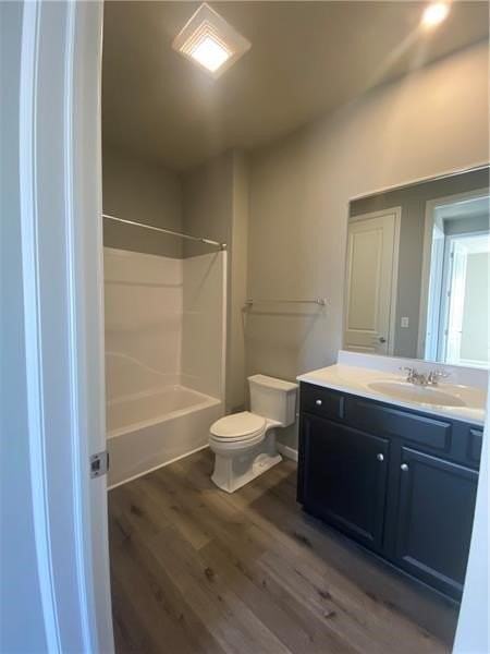 1439 Hastings Cres - Photo 7 of 12