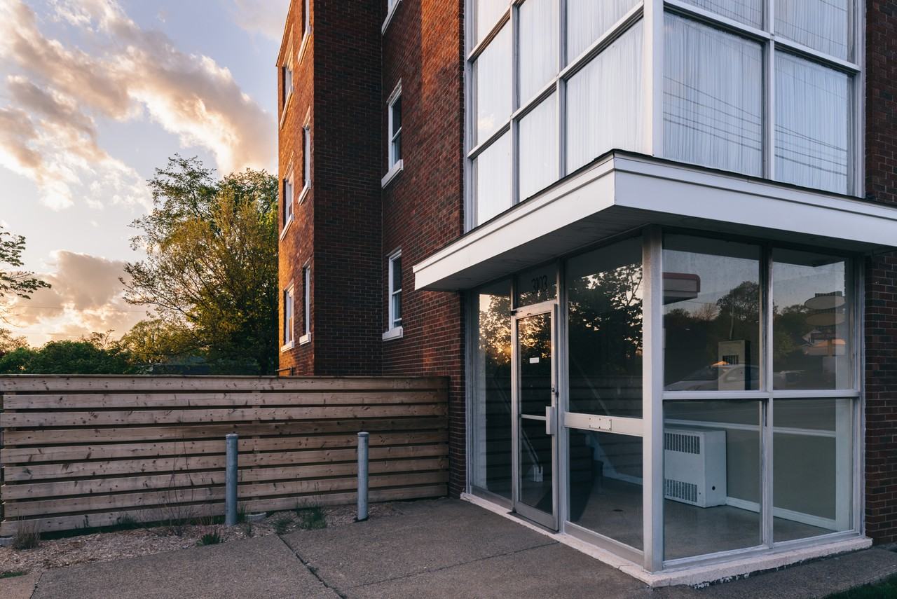 3103 Connaught Avenue - Photo 2 of 3