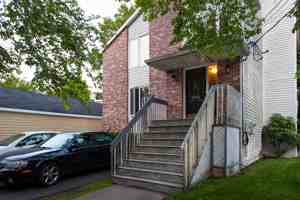 featured image of 1170 Davis St