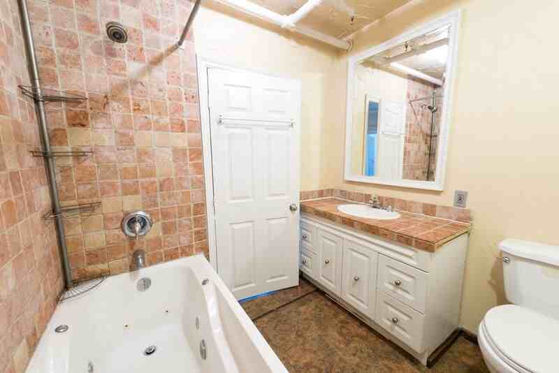 5718 South Street - Photo 2 of 8