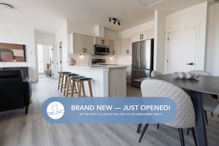 The HAT @ 9th - Photo 1 of 1