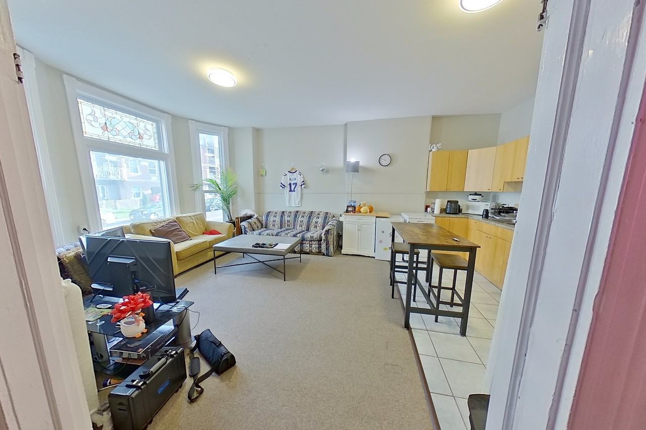 206 Bagot Street - Photo 2 of 11