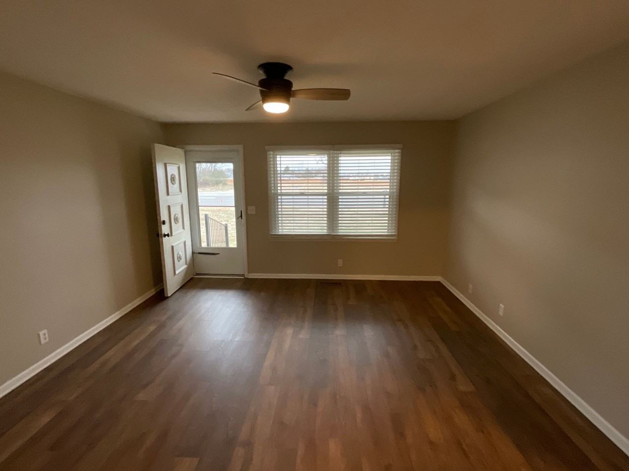 4627 Franklin Rd - Photo 2 of 8