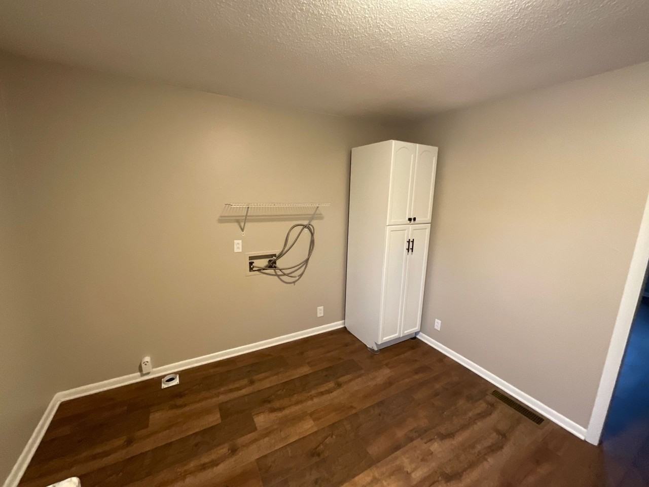 4627 Franklin Rd - Photo 4 of 8