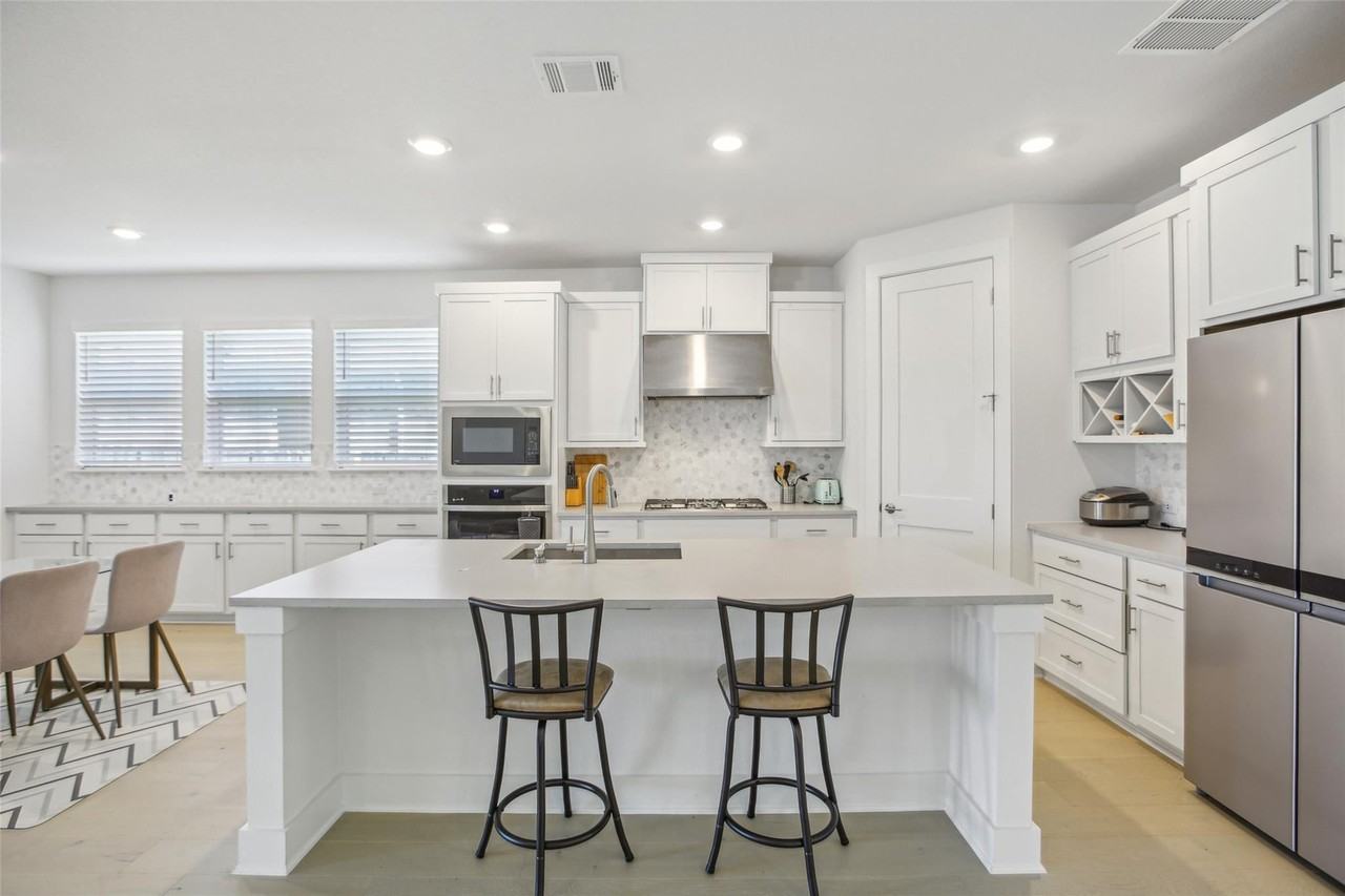 1409 Pink Granite Blvd - Photo 7 of 16