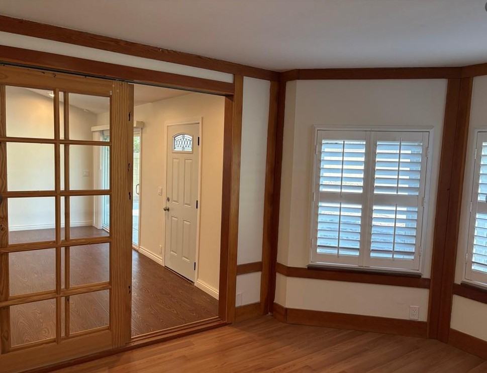 1943 Arcdale Ave - Photo 3 of 5