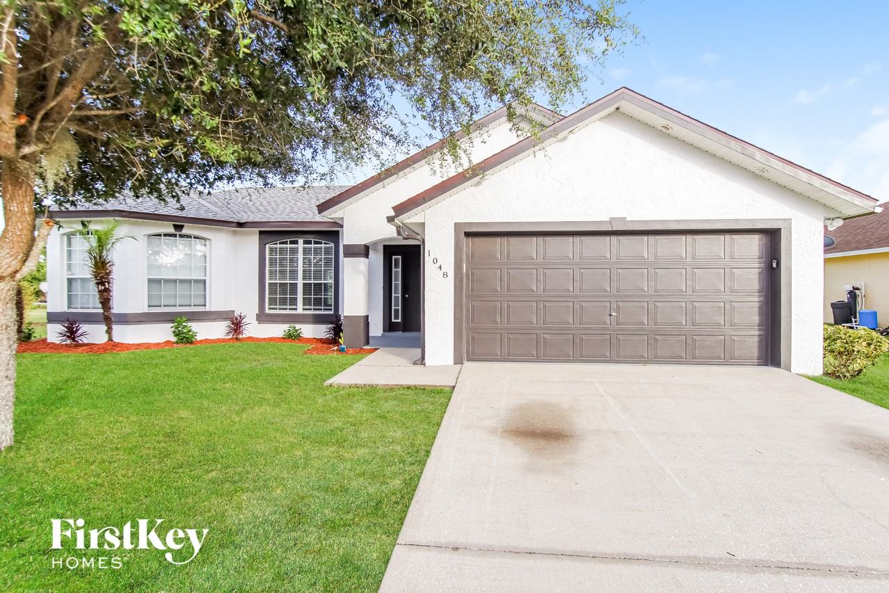 1048 Tolson St Se - Photo 2 of 15