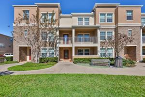 featured image of 1547 W Cass St