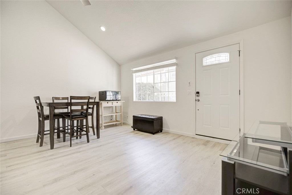 1444A Bruce Ave - Photo 3 of 15