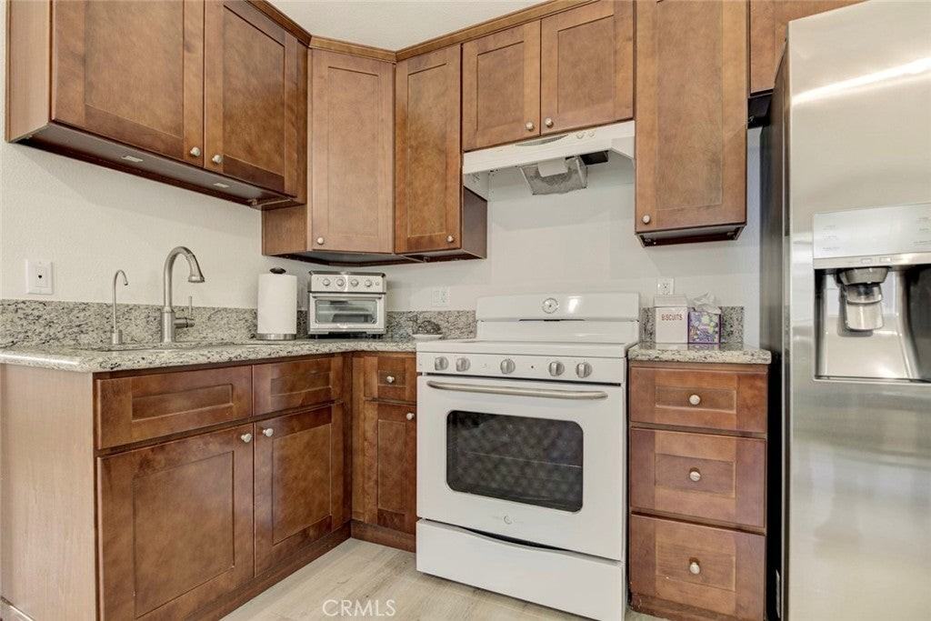 1444A Bruce Ave - Photo 5 of 15