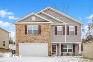 featured image of 2043 Longshadow St