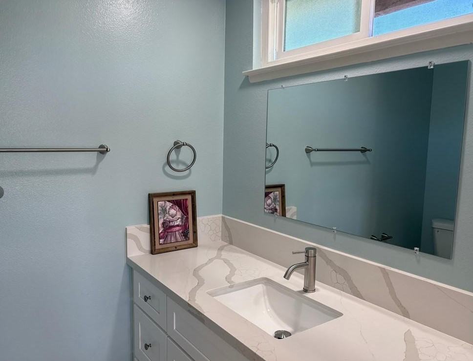 1943 Arcdale Ave - Photo 6 of 7