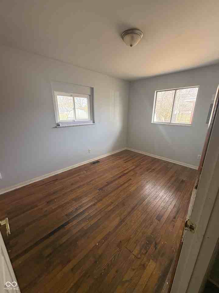 803 Hurricane St - Photo 5 of 9