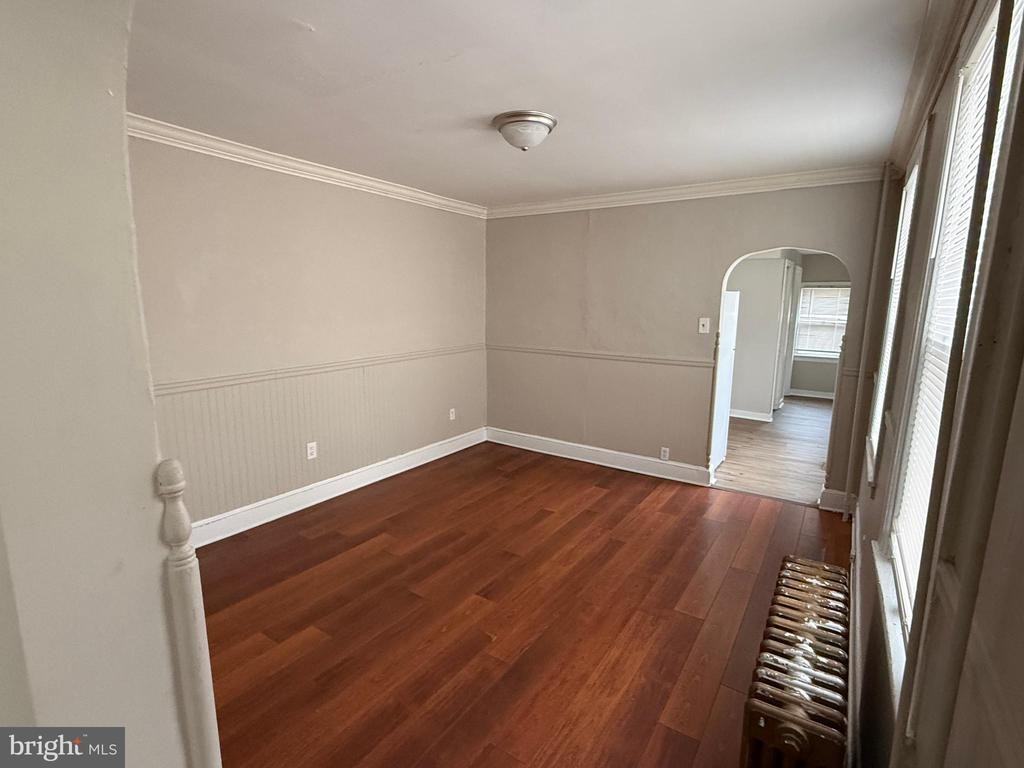 635 Bordentown Rd - Photo 4 of 15