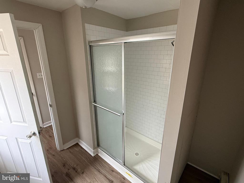 635 Bordentown Rd - Photo 7 of 15