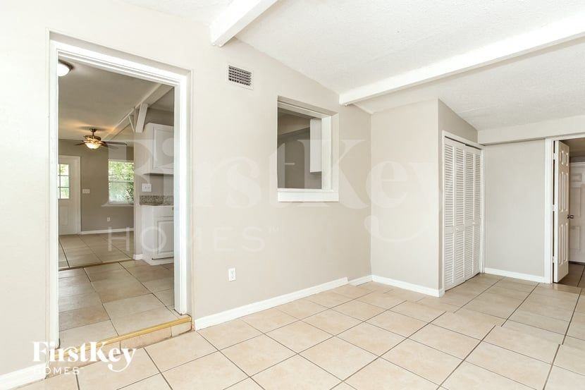 2225 Flamingo Ave - Photo 3 of 15