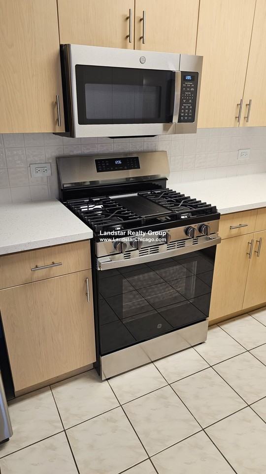 675 Pearson St #710 - Photo 6 of 25