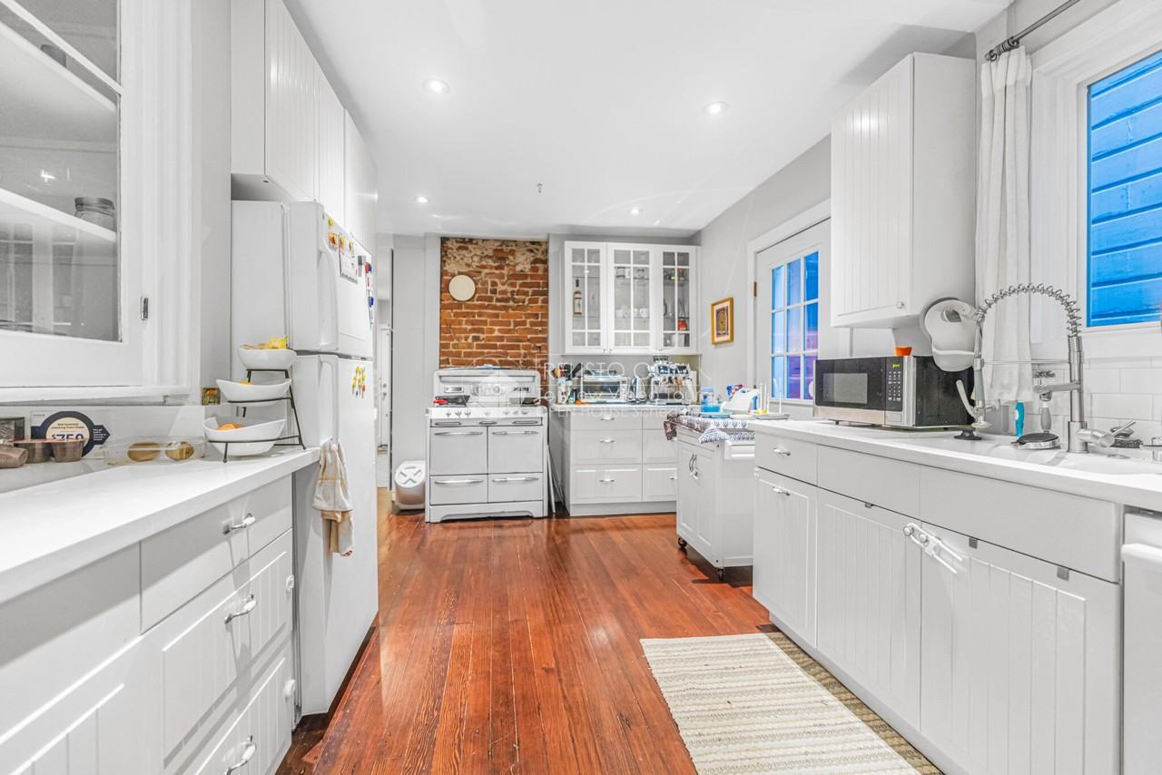 512 Oak St #B - Photo 4 of 14