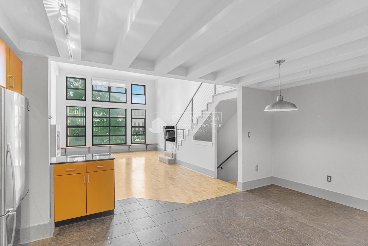 139 Welsh St #2 - Photo 6 of 24