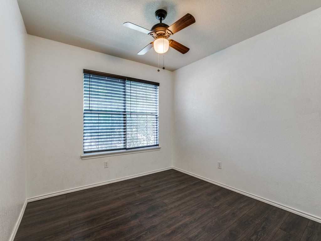 10116 Villa Del Lago - Photo 5 of 13