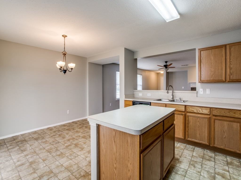 103 High Meadow Rd - Photo 7 of 14