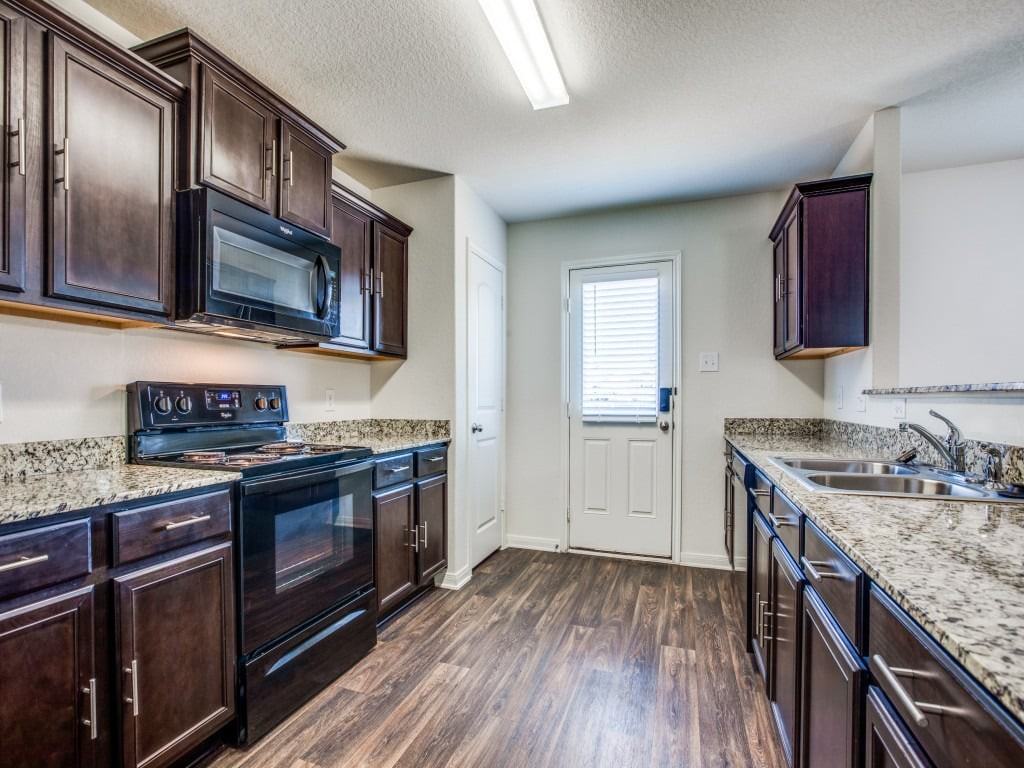 6528 Chevler Pass - Photo 6 of 13