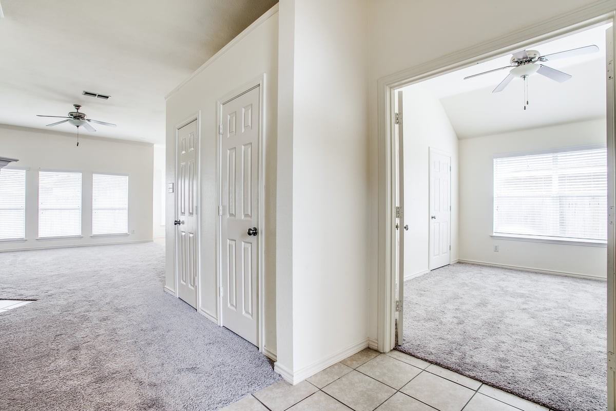 7740 Summerbrook Cir - Photo 6 of 13