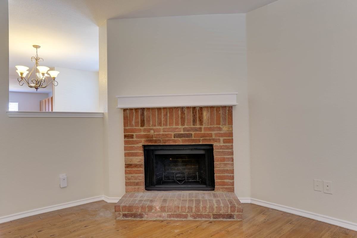 9016 Garden Springs Dr - Photo 6 of 35