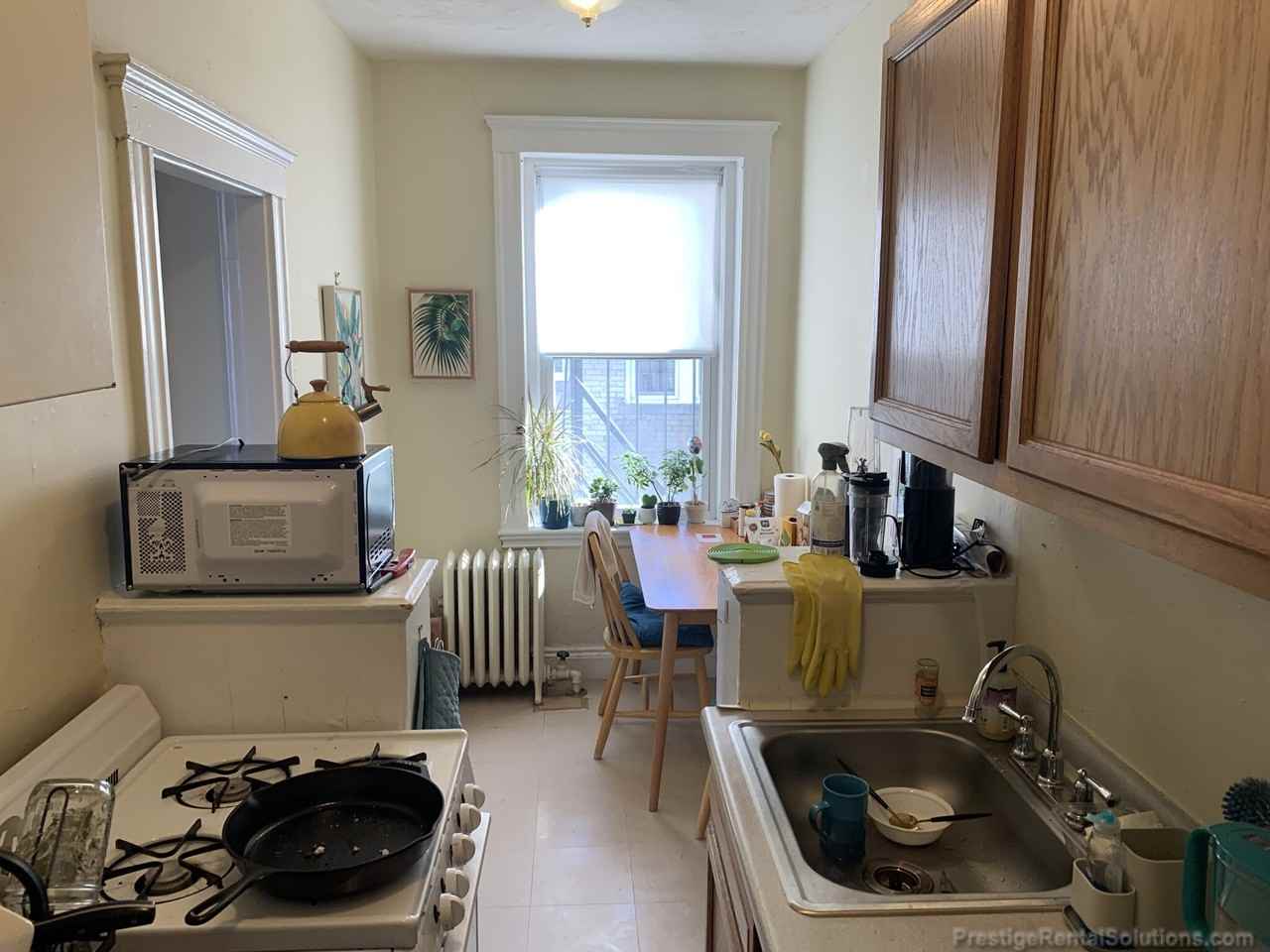 Kelton St #16 - Photo 3 of 11