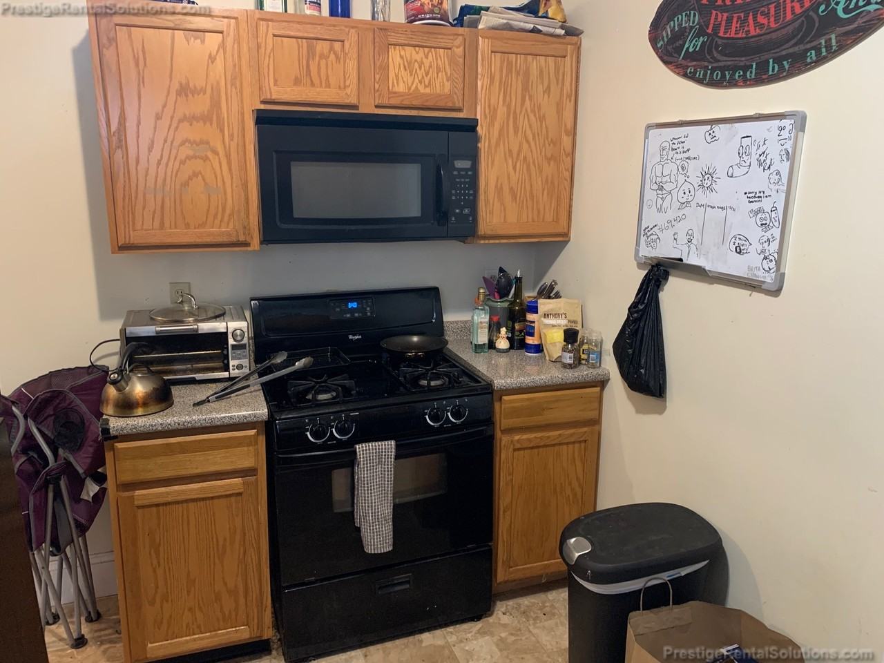 Ashford St #2 - Photo 6 of 18