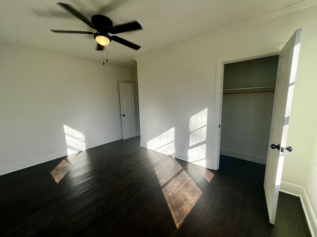 410 5th St S #1 - Photo 5 of 8