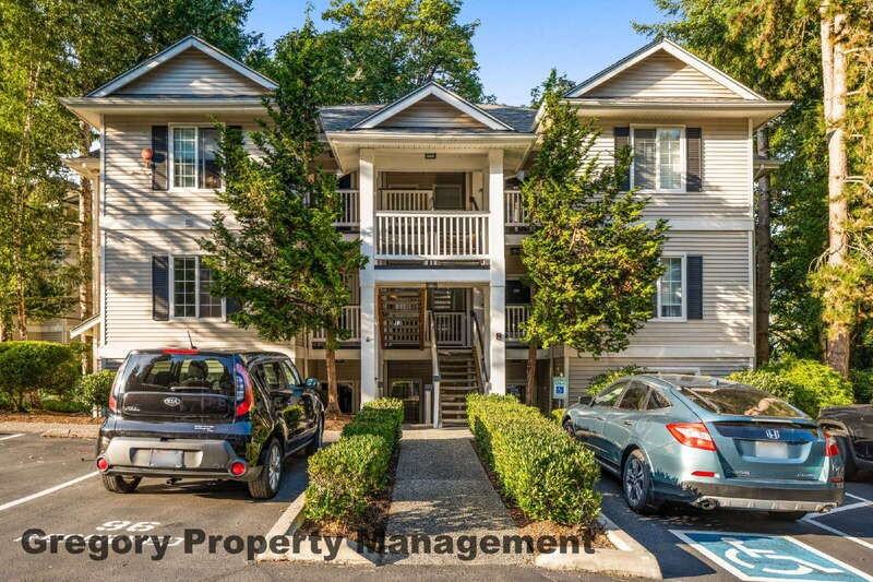 12120 Ne 172nd Pl #L201 - Photo 2 of 28