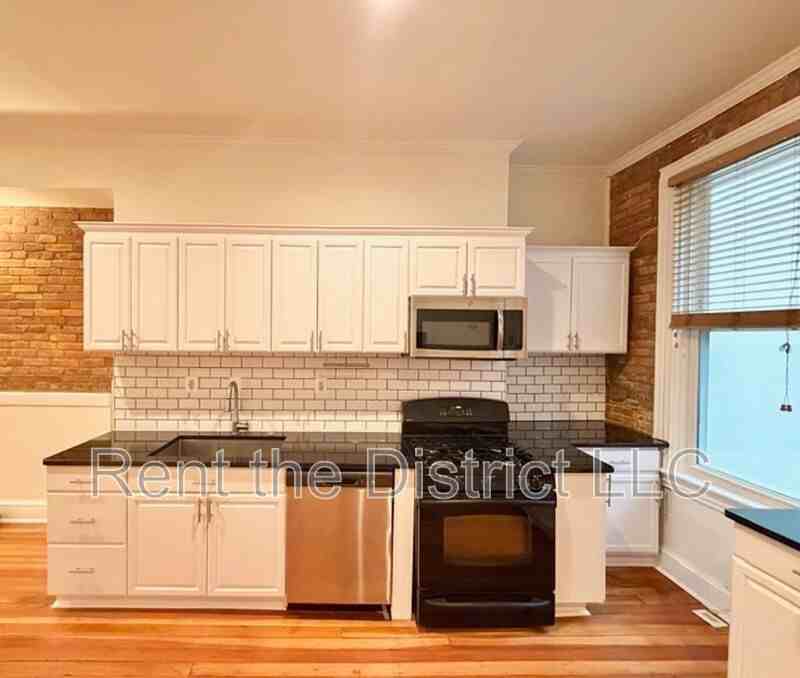 1532 Kingman Pl Nw - Photo 4 of 25