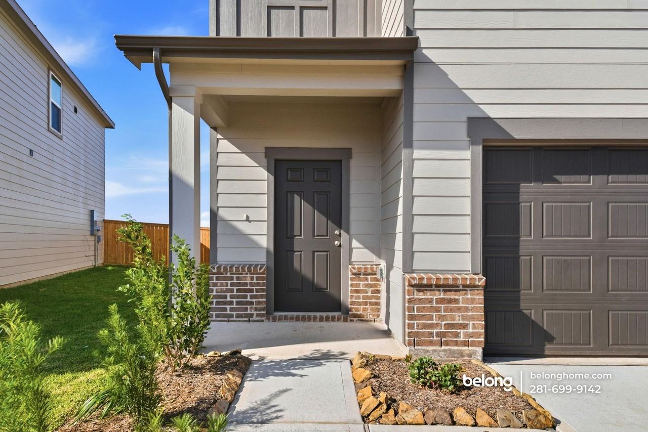 10726 Sonny Trails Ct - Photo 2 of 37