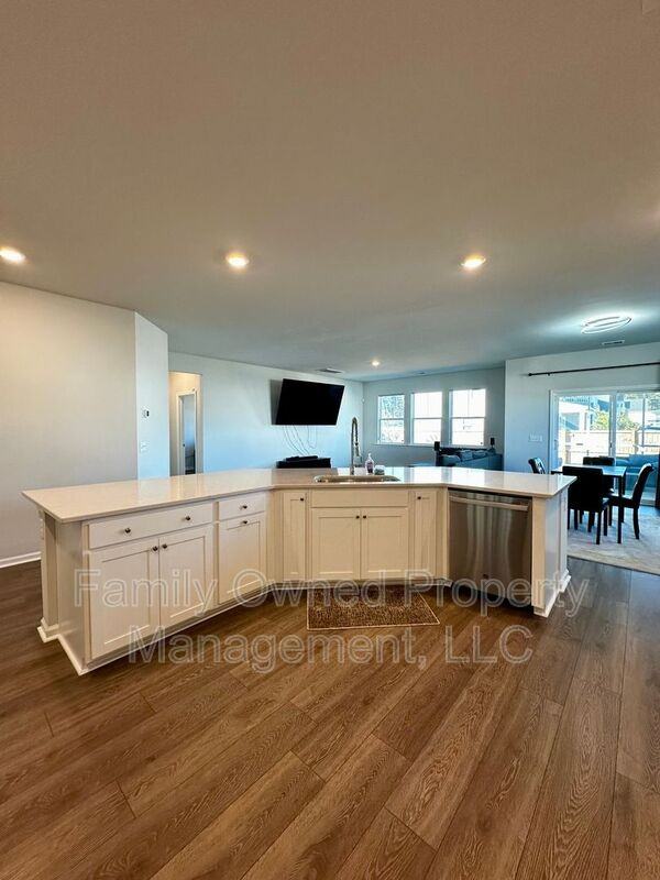 163 Cypress Preserve Blvd - Photo 5 of 24