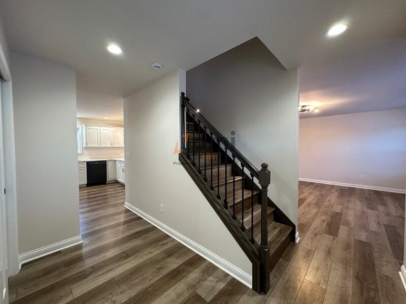 14219 Fairbanks St - Photo 3 of 30