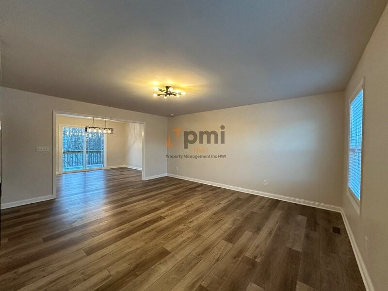 14219 Fairbanks St - Photo 4 of 30