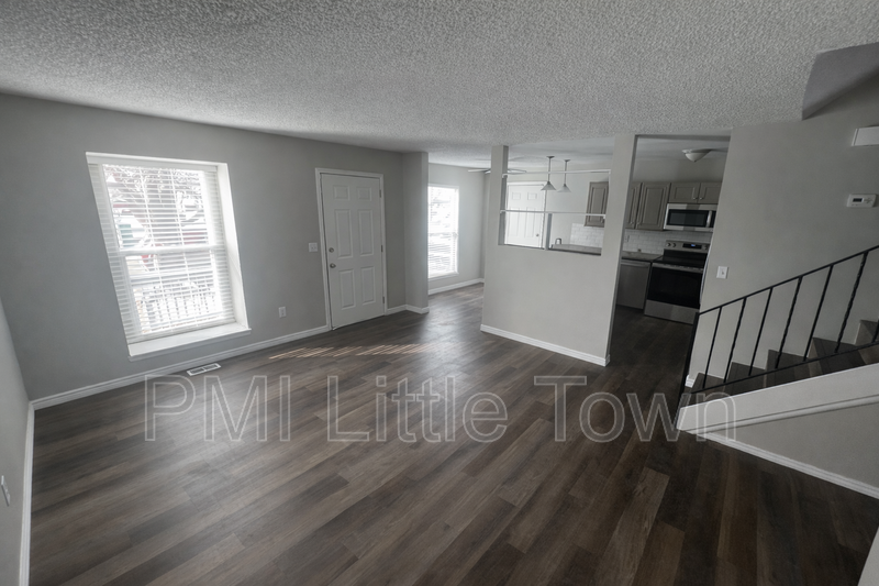 1670 Halifax Way - Photo 6 of 25