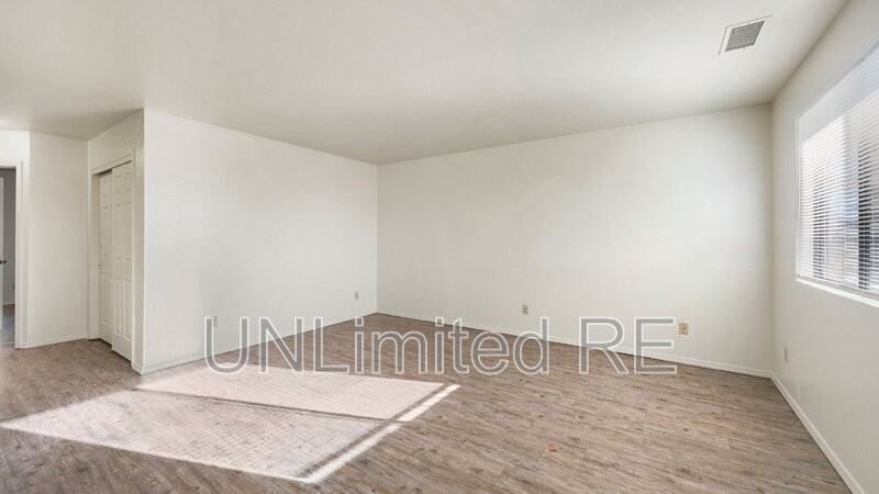 7616 E Horseshoe Ln #B - Photo 6 of 28