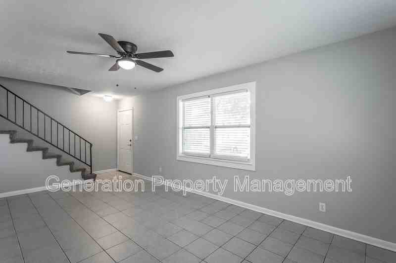 2914 Williamsburg Ln - Photo 5 of 25