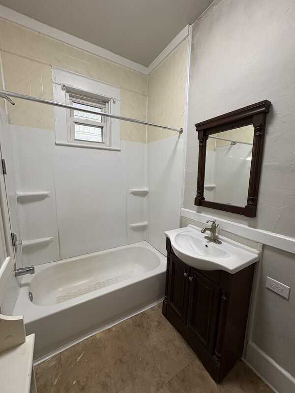 315 Columbia Rd #C3 - Photo 7 of 16