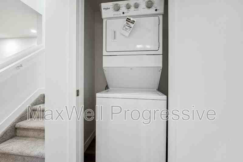 10427 70 Ave Nw #BS4 - Photo 6 of 20