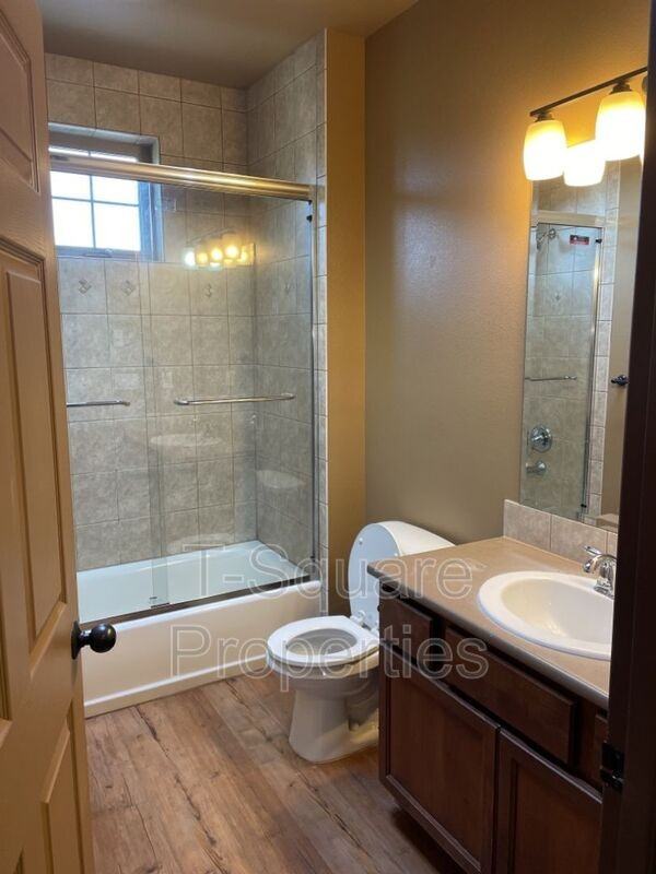 9505 Ne 180th St #203 - Photo 4 of 22