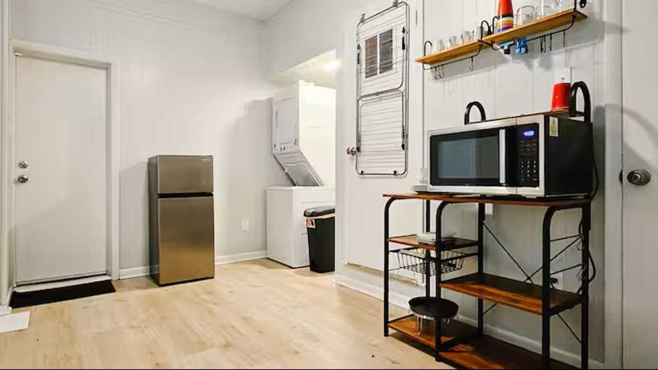 1217 N King St - Photo 4 of 14