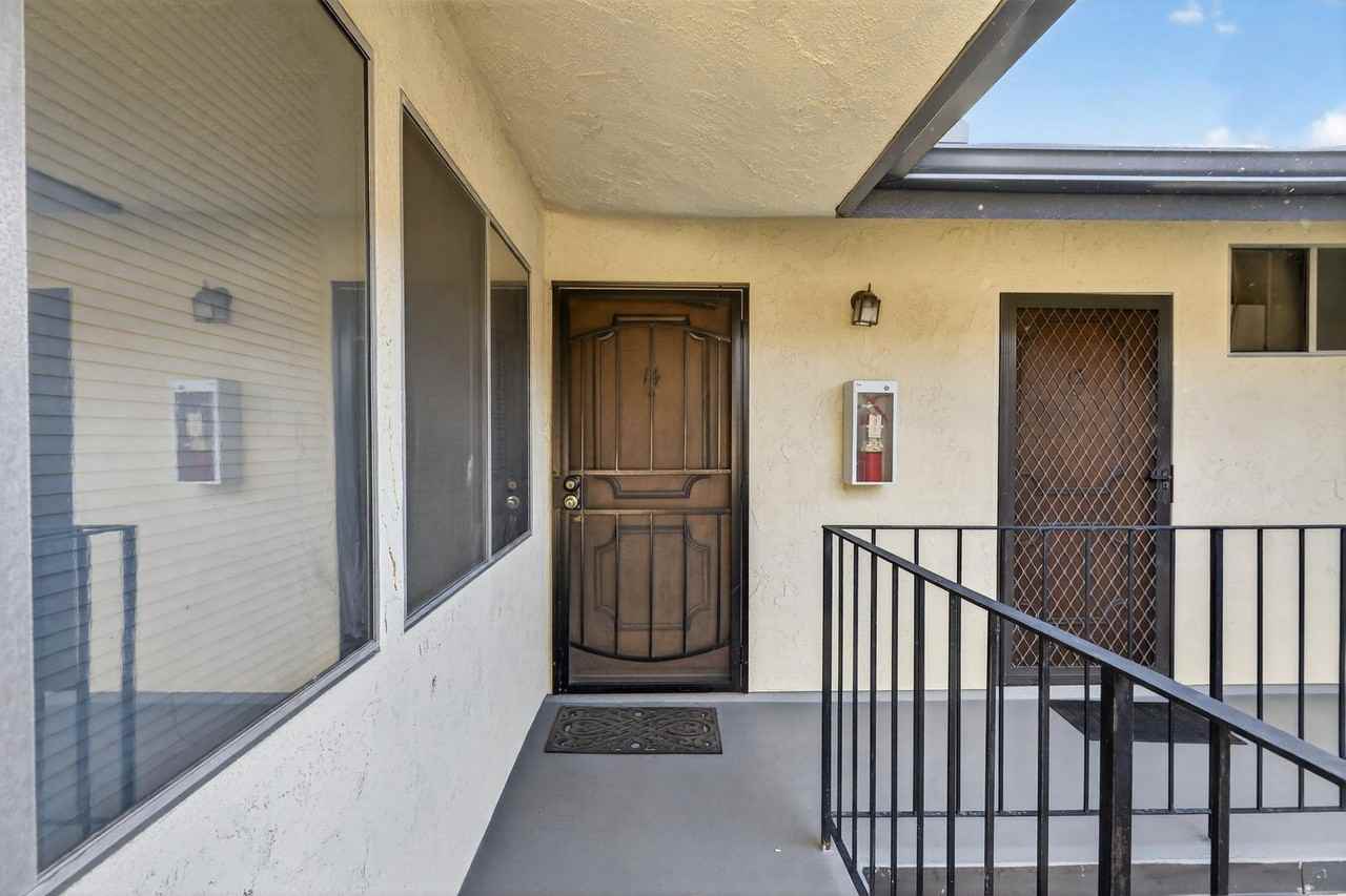 360 Gladys Ave #14 - Photo 3 of 40