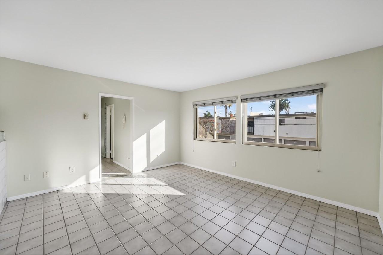 360 Gladys Ave #14 - Photo 6 of 40