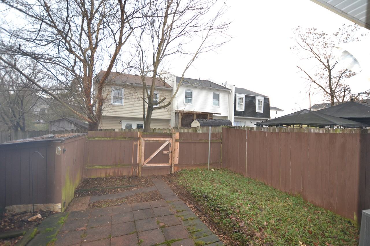 619 4th St - Photo 7 of 16