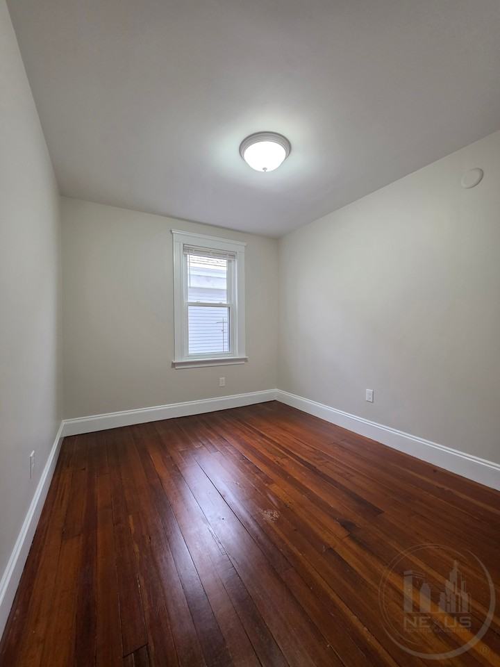 136 3Rd Ave - Photo 3 of 9